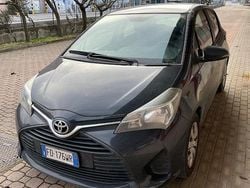 Nero Usata 2016 Toyota Yaris Cool Due volumi | 9000 € (Buon prezzo)