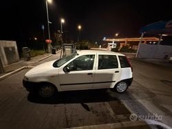 Bianco Usata 1996 Fiat Punto Due volumi | 1200 € (Buon prezzo)