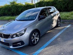 Grigio Usata 2019 Peugeot 308 Active Tre volumi | 13.500 € (Cara)