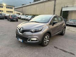 Argento Usata 2017 Renault Captur Zen SUV | 10.900 € (Buon prezzo)