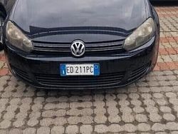 Nero Usata 2010 VW Golf VI Trendline Tre volumi | 6300 € (Buon prezzo)
