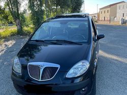 Nero Usata 2009 Lancia Musa Monovolume | 3500 €