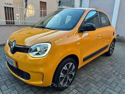 Arancione Usata 2022 Renault Twingo SE Due volumi | 11.790 € (Cara)