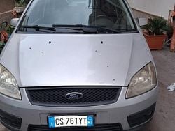 Usata 2005 Ford C-MAX Monovolume | 999 € (Super prezzo)