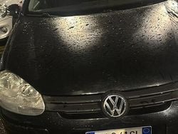 Nero Usata 2008 VW Golf V Tre volumi | 4200 € (Buon prezzo)
