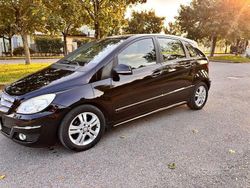 Nero Usata 2011 Mercedes B200 Premium Monovolume | 3800 € (Super prezzo)