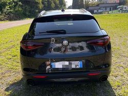 Usata 2019 Alfa Romeo Stelvio Tech Edition SUV | 26.500 € (Buon prezzo)