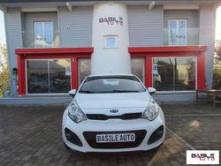 Bianco Usata 2014 Kia Rio Active Tre volumi | 7400 € (Buon prezzo)