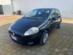 Nero Usata 2007 Fiat Grande Punto Dynamic Due volumi | 2990 € (Molto cara)
