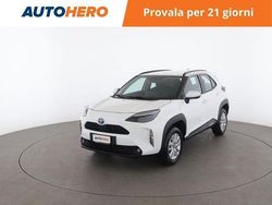 Bianco Usata 2024 Toyota Yaris Cross Active SUV | 22.299 € (Buon prezzo)