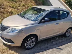 Usata 2011 Lancia Ypsilon Gold Due volumi | 5200 € (Buon prezzo)