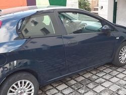 Usata 2015 Fiat Grande Punto Due volumi | 4500 € (Buon prezzo)