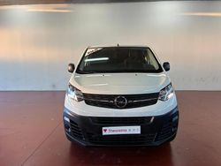Kaolin white pastello Usata 2024 Opel Vivaro Enjoy Monovolume | 26.890 € (Molto cara)