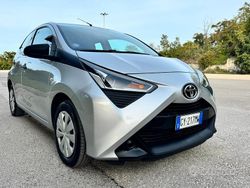 Usata 2020 Toyota Aygo Connect Style Due volumi | 11.500 € (Buon prezzo)