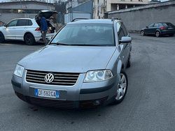 Grigio Usata 2003 VW Passat Station wagon | 1500 €