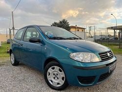 Verde Usata 2005 Fiat Punto Dynamic Tre volumi | 1990 € (Buon prezzo)