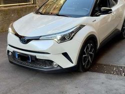 Usata 2019 Toyota C-HR SUV | 17.000 € (Buon prezzo)