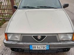 Grigio Usata 1988 Alfa Romeo 75 Tre volumi | 5800 €