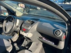 Nero Usata 2008 Peugeot 107 Due volumi | 5500 € (Molto cara)