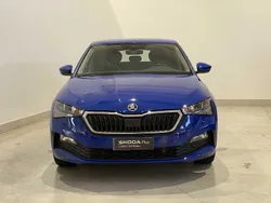 Blu Usata 2022 Skoda Scala Ambition Due volumi | 14.950 € (Buon prezzo)
