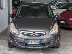 Grigio Usata 2012 Opel Corsa Tre volumi | 3900 € (Buon prezzo)