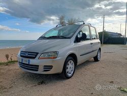 Usata 2005 Fiat Multipla Monovolume | 1500 € (Cara)