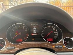 Nero Usata 2002 Audi A8 Ambiente Tre volumi | 13.500 €