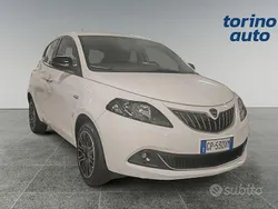 Bianco Usata 2023 Lancia Ypsilon Gold Due volumi | 13.900 € (Buon prezzo)