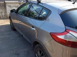 Grigio Usata 2010 Renault Mégane Tre volumi | 2999 €