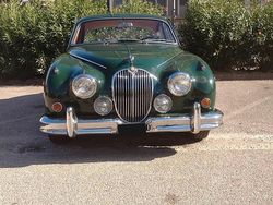 Verde Usata 1960 Jaguar MK II Tre volumi | 30.000 €