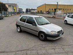 Grigio Usata 2003 Citroën Saxo Due volumi | 700 €