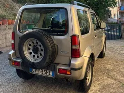 Beige Usata 2005 Suzuki Jimny SUV | 8800 € (Buon prezzo)