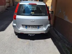 Usata 2004 Ford Fusion Tre volumi | 1200 € (Ottimo prezzo)