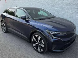 Blu/azzurro Usata 2023 Renault Mégane Techno Tre volumi | 30.000 € (Buon prezzo)
