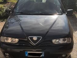 Nero Usata 2000 Alfa Romeo 145 Due volumi | 1500 € (Buon prezzo)