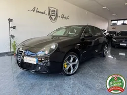Nero etna Usata 2013 Alfa Romeo Giulietta Distinctive Due volumi | 6800 € (Buon prezzo)
