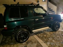 Verde Usata 1999 Mitsubishi Pajero Top SUV | 10.499 € (Ottimo prezzo)