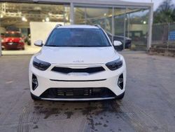 Bianco Usata 2023 Kia Stonic SUV | 22.500 € (Molto cara)