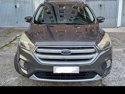 Grigio Usata 2017 Ford Kuga SUV | 10.500 €