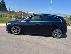 Nero Usata 2024 Mercedes B180 AMG line Monovolume | 35.000 € (Molto cara)
