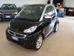 Nero Usata 2013 Smart ForTwo Coupé Pure Due volumi | 8100 € (Cara)