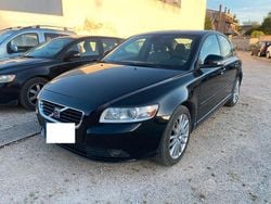 Nero Usata 2010 Volvo S40 Momentum Tre volumi | 3900 €
