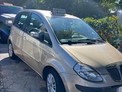 Grigio Usata 2004 Lancia Musa Monovolume | 3490 € (Molto cara)