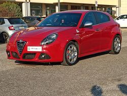 Rosso Usata 2011 Alfa Romeo Giulietta Quadrifoglio Verde Due volumi | 13.400 € (Molto cara)