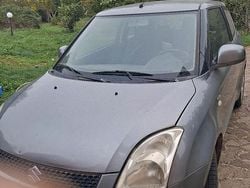 Grigio Usata 2009 Suzuki Swift Due volumi | 600 €