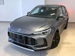 Grigio Nuova 2025 MG ZS Tre volumi | 18.000 € (Buon prezzo)