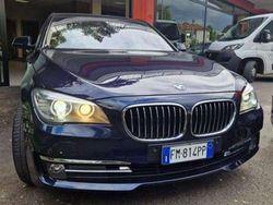Blu/azzurro Usata 2013 BMW 730 Tre volumi | 16.500 € (Buon prezzo)