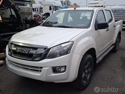 Bianco Usata 2015 Isuzu D-Max SUV | 19.900 € (Cara)