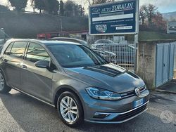 Grigio Usata 2019 VW Golf Executive Tre volumi | 17.800 € (Buon prezzo)