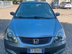 Grigio Usata 2005 Honda Civic LS Due volumi | 2000 € (Buon prezzo)